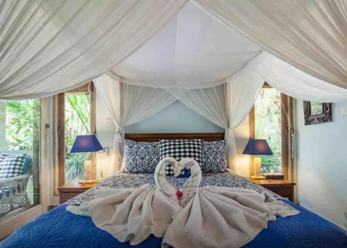 Villa Boho, 3 Bed With Pool And In Penestanan, The Brooklyn Of Bali! Ubud (Bali)