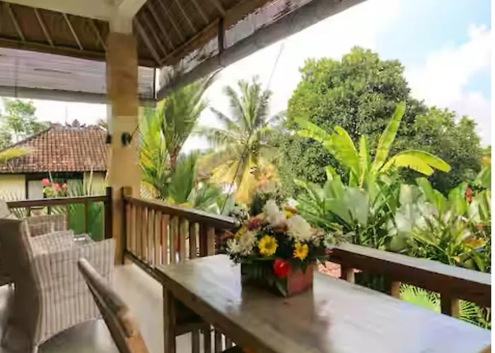 Villa Boho, 3 Bed With Pool And In Penestanan, The Brooklyn Of Bali! *